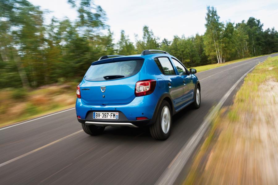  Dacia Sandero Stepway 2012 года  (фото 33 из 52)